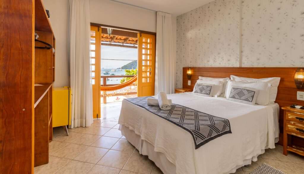 Quarto Duplo Vista Mar Varanda (19)