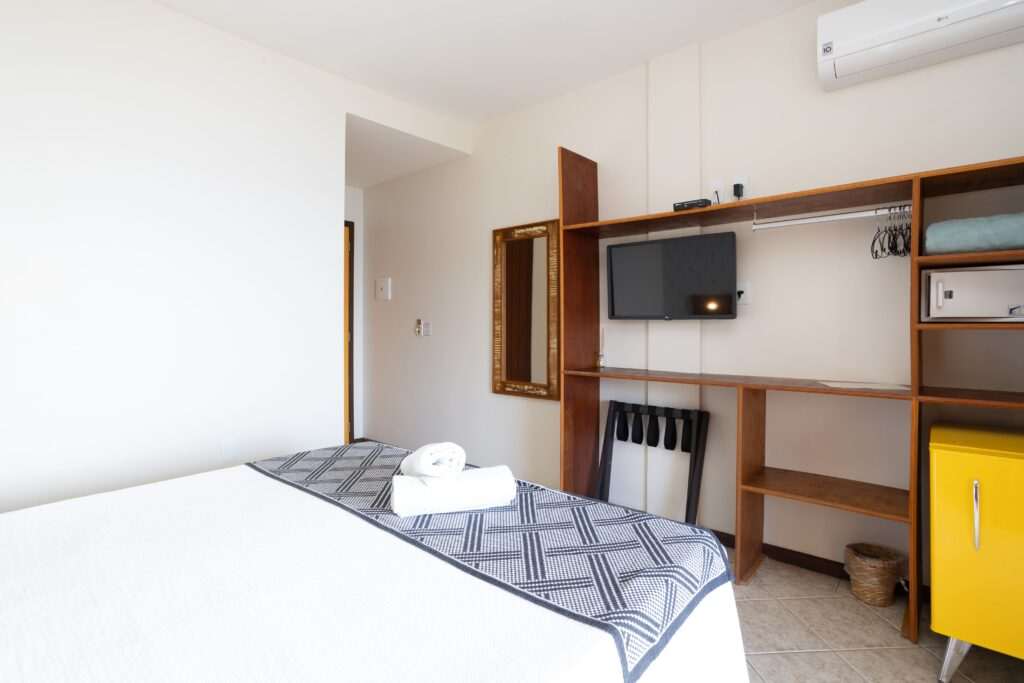 Quarto Duplo Vista Mar Varanda (8)